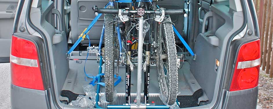 veloboy - Transportsystem und Einladehilfe für Fahrräder: veloboy - a  loading aid and transport system for bikes in the vehicle interior